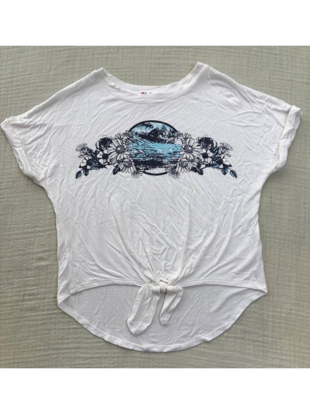 Love Glam Girl White Surfer Graphic Tie-Front T-Shirt Sz S